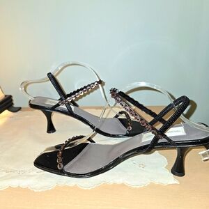 Vintage-Inspired 3" Black Heels with Decorative Brown Buttons, Size 9